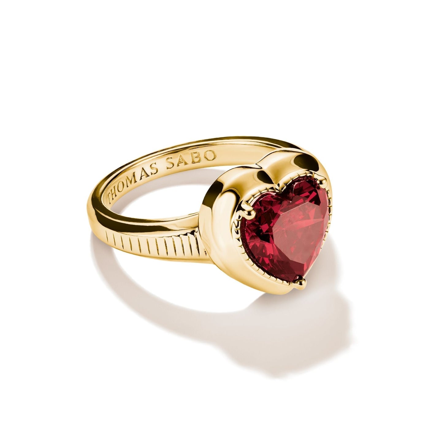 THOMAS SABO Ring with Red Heart Zirconia Stone Gold